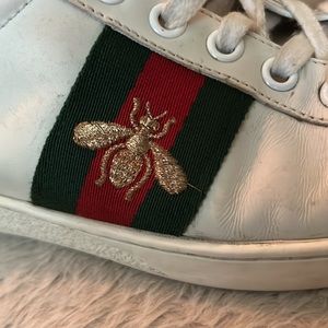 Gucci Ace Bee Embroidered Sneakers